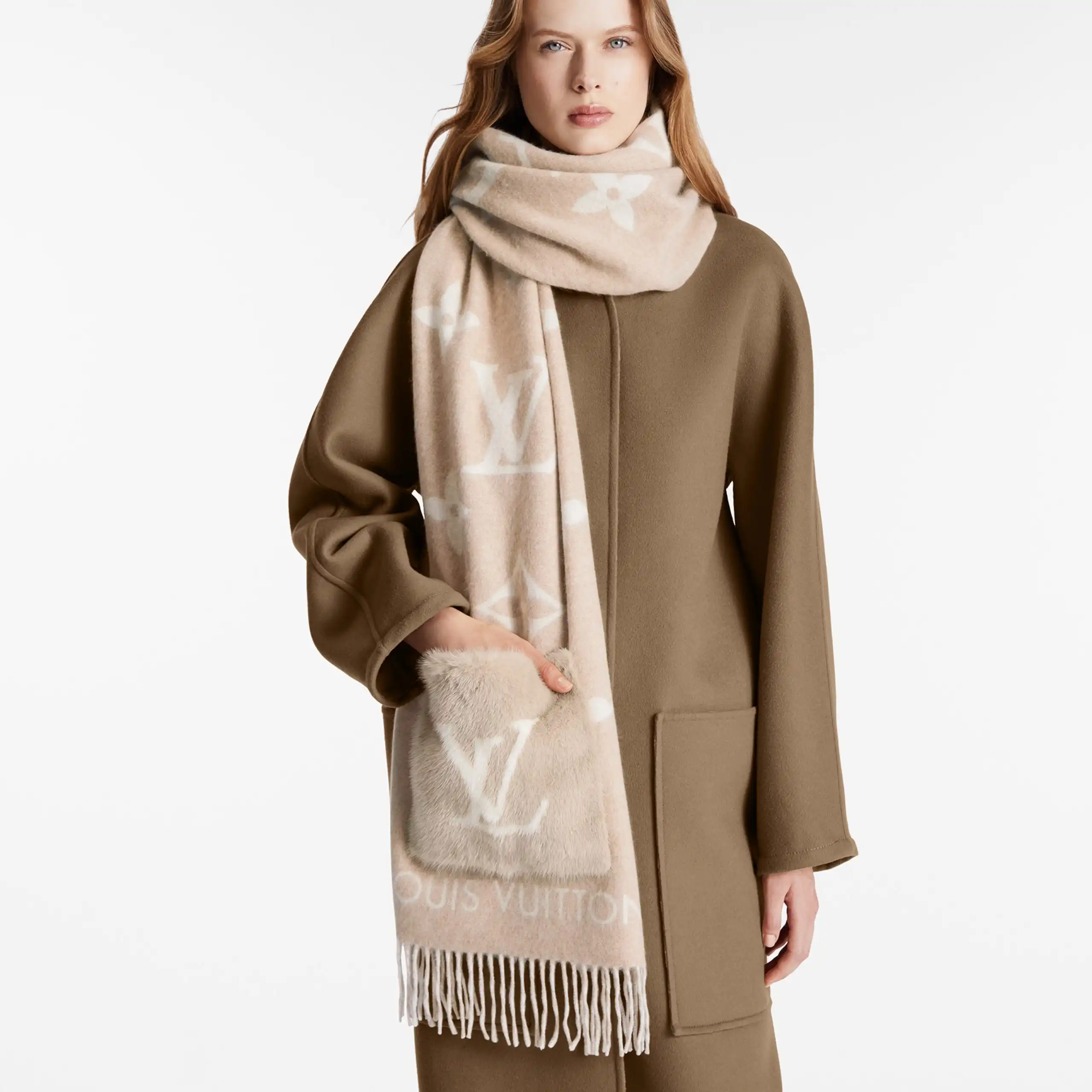 Cheap Louis Vuitton M74354 Cold Reykjavik Beige Scarf 0124