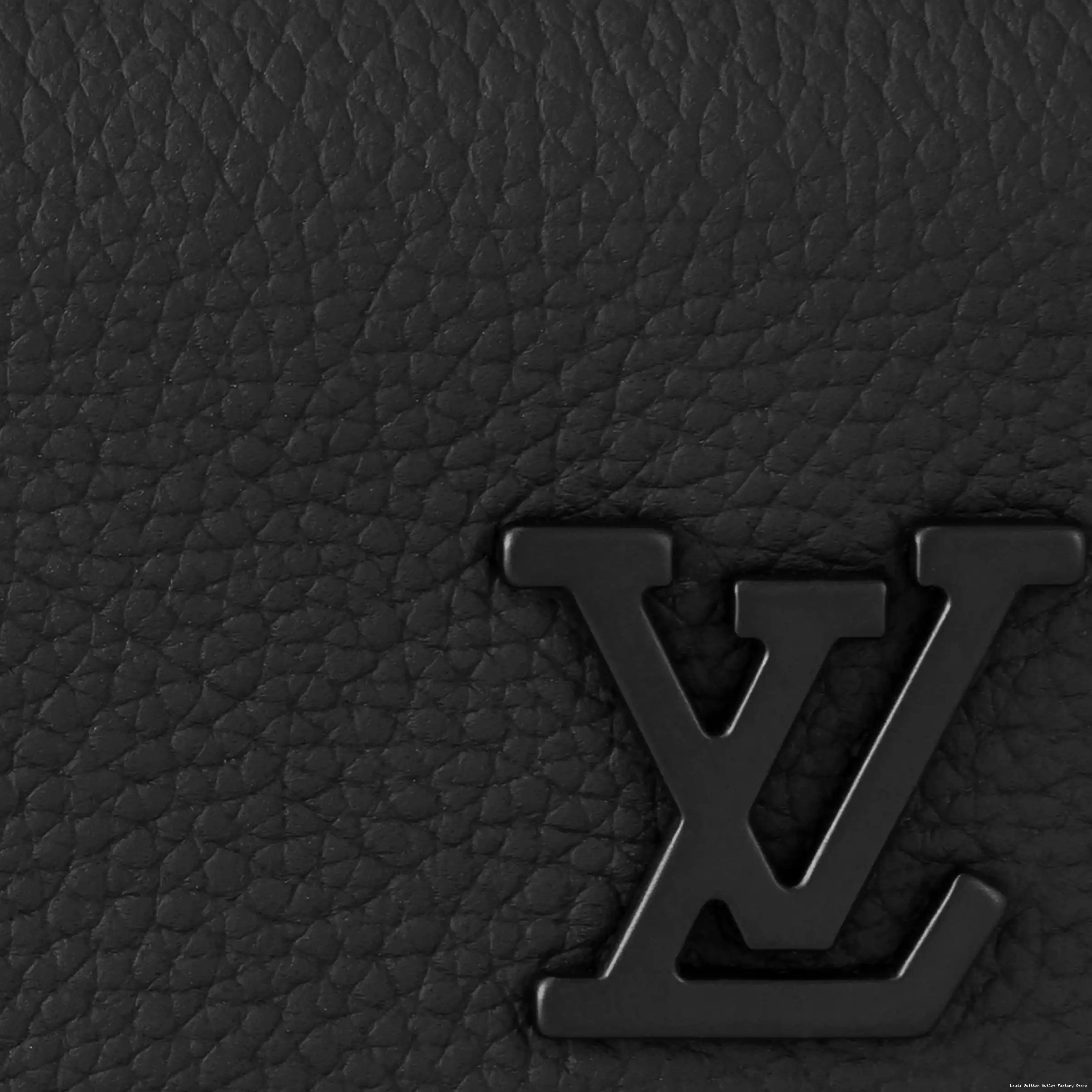 Affordable Black Vuitton Wallet M81740 Louis Pilot 0218